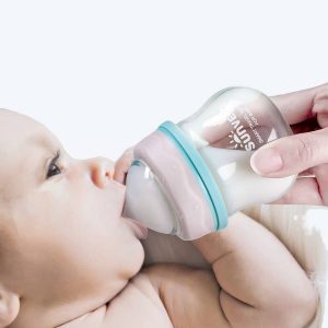 Biberon en verre pour nouveau-né