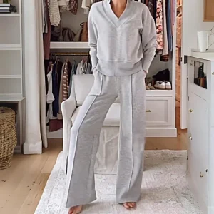 Ensemble Lounge Moderne Deux Pièces Femme – Haut Col V Manches Longues et Pantalon Large