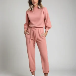 Ensemble de survêtement deux pièces élégant et confortable pour femmes