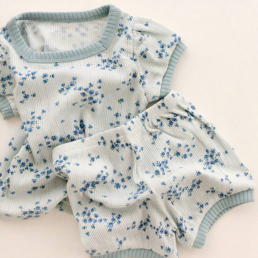 Pyjama à fleurs en 2 pièces pour bébé – Image 6