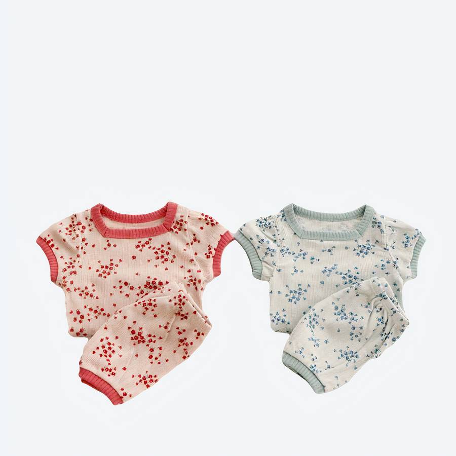 Pyjama à fleurs en 2 pièces pour bébé – Image 2
