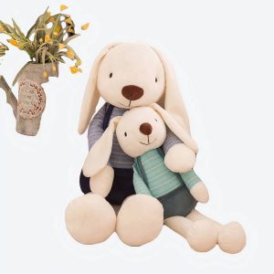 Lapin en peluche pour bébé