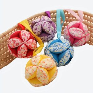 Hochet en forme de boule pour bébé