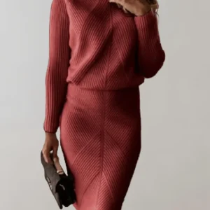 Ensemble Femme en Tricot Côtelé – Pull Col Roulé avec Jupe Ajustée