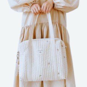 Sac à langer brodé et matelassé grand modèle pour bébé