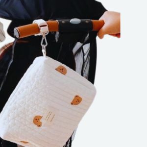 Sac à langer brodé et matelassé petit modèle pour bébé