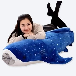 Requin en peluche de grande taille