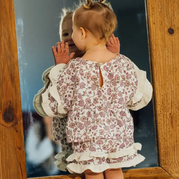 Short bébé en coton bio fleuri POIRIER – Image 9