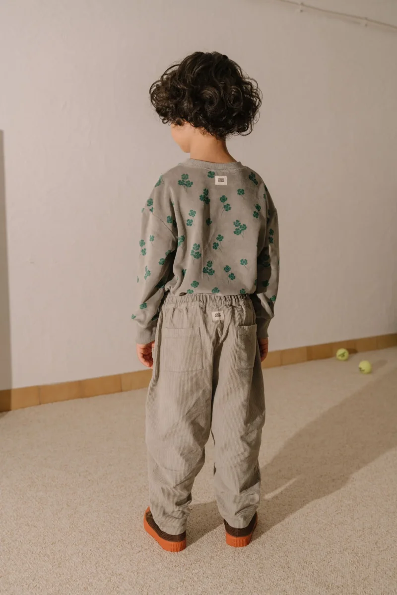 Pantalon Carrot Corderoy Gris – Image 8