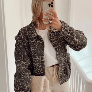 Veste courte à imprimé léopard pour femme – Vêtements d'extérieur décontractés haut de gamme